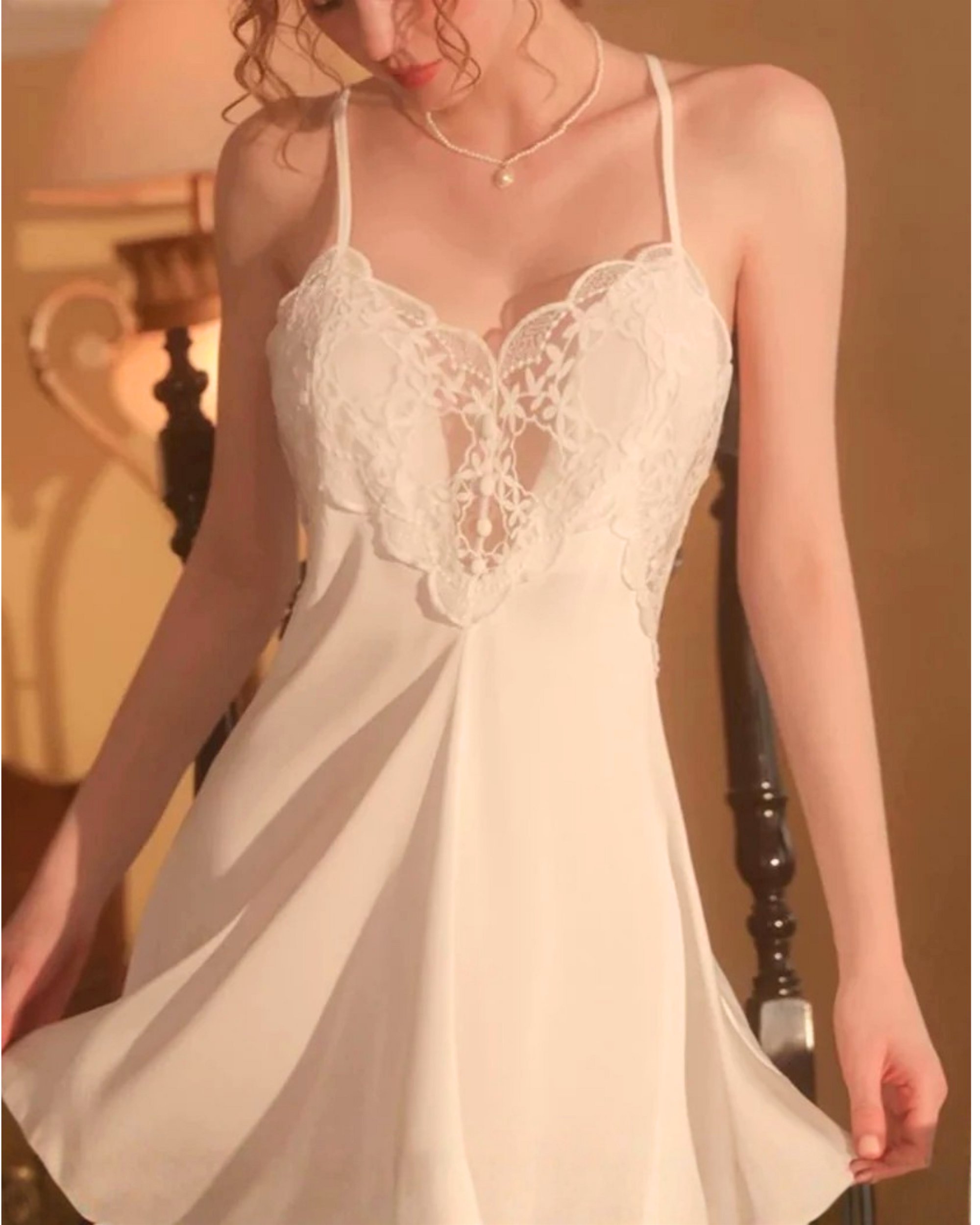 Satin Éclaire